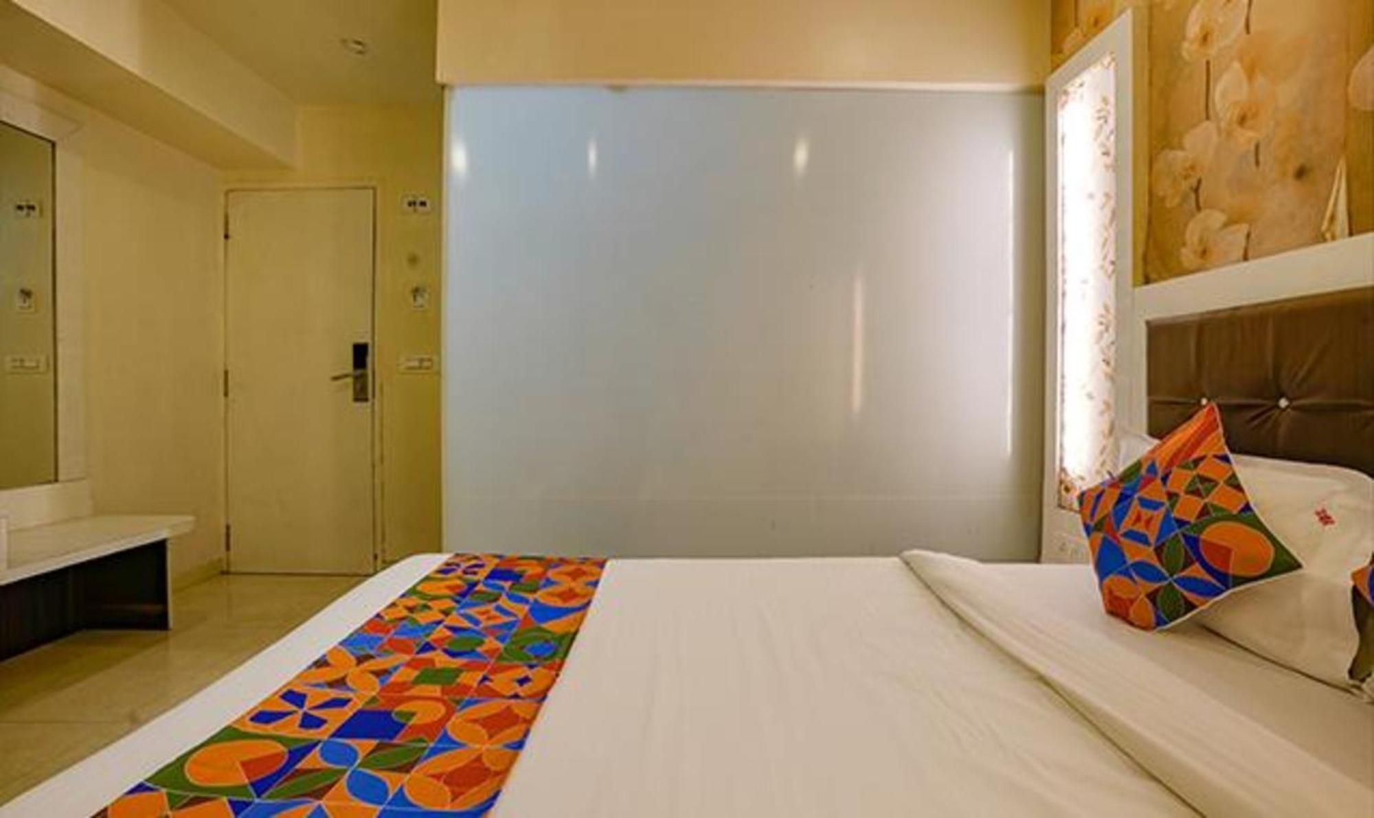 Fabexpress Veera Residency Otel Mumbai Dış mekan fotoğraf