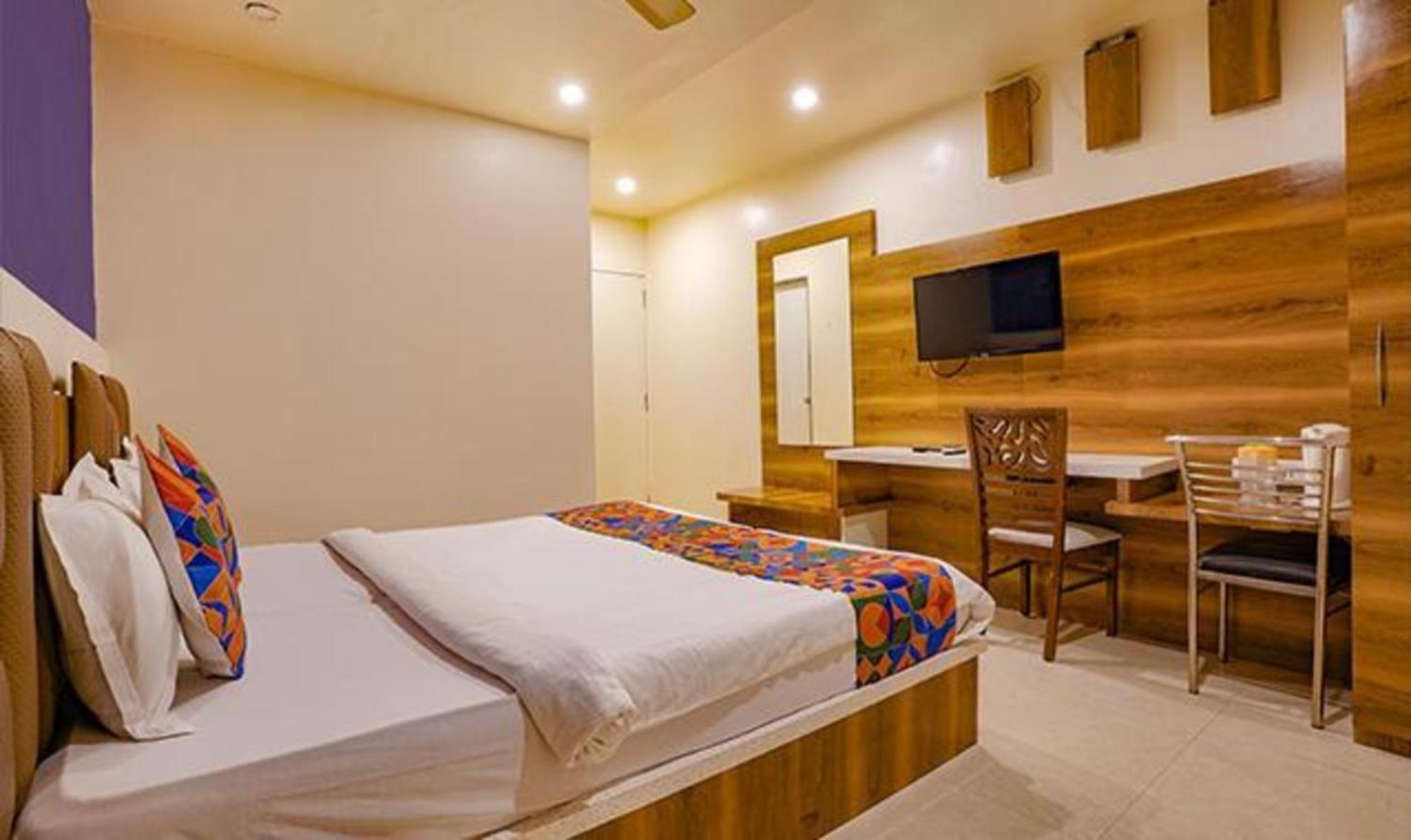Fabexpress Veera Residency Otel Mumbai Dış mekan fotoğraf