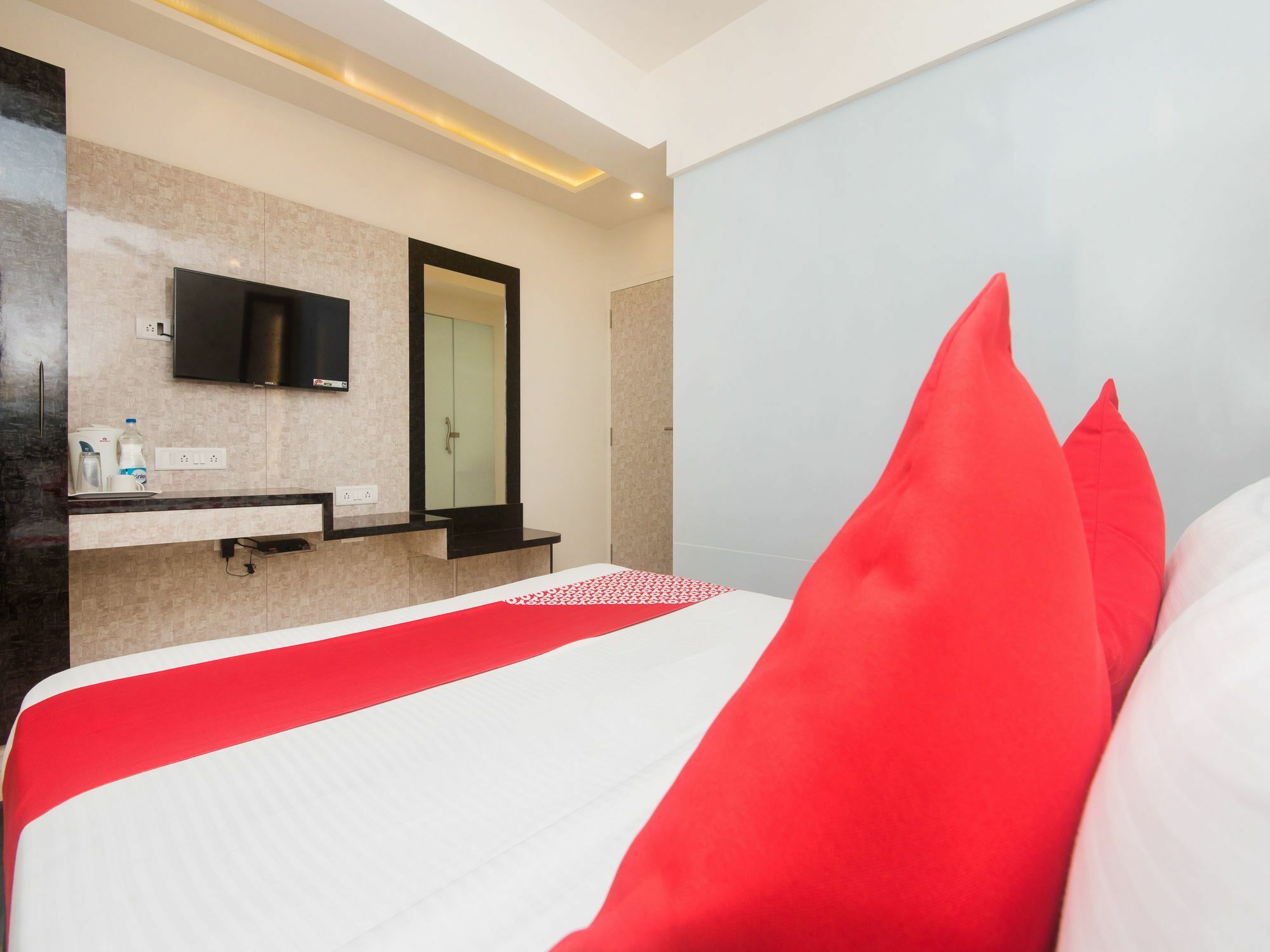 Fabexpress Veera Residency Otel Mumbai Dış mekan fotoğraf