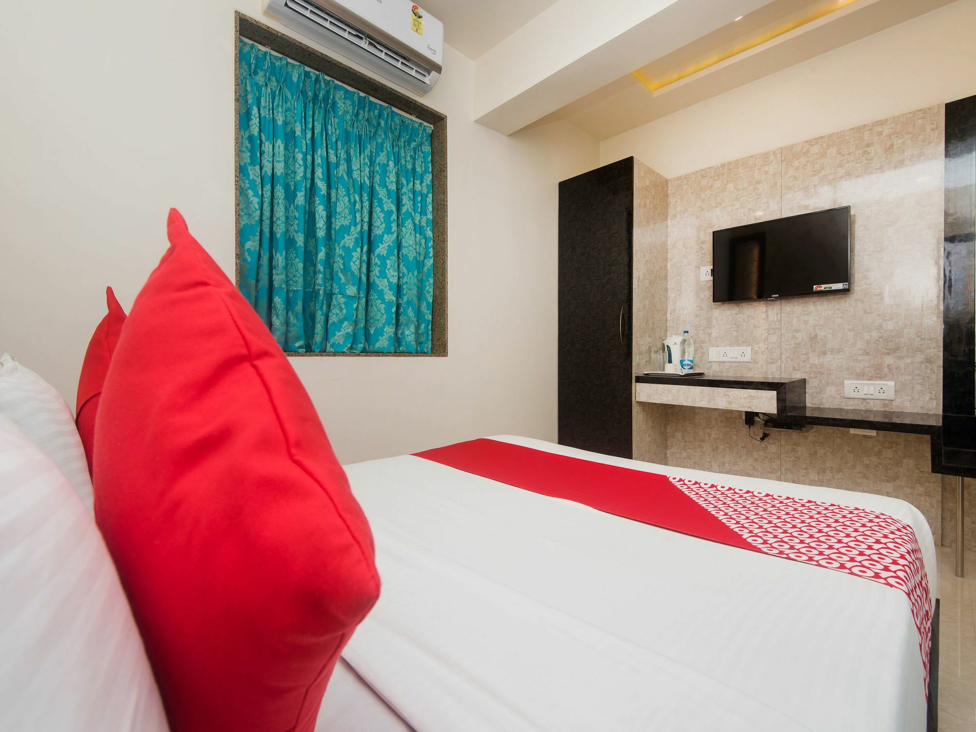 Fabexpress Veera Residency Otel Mumbai Dış mekan fotoğraf